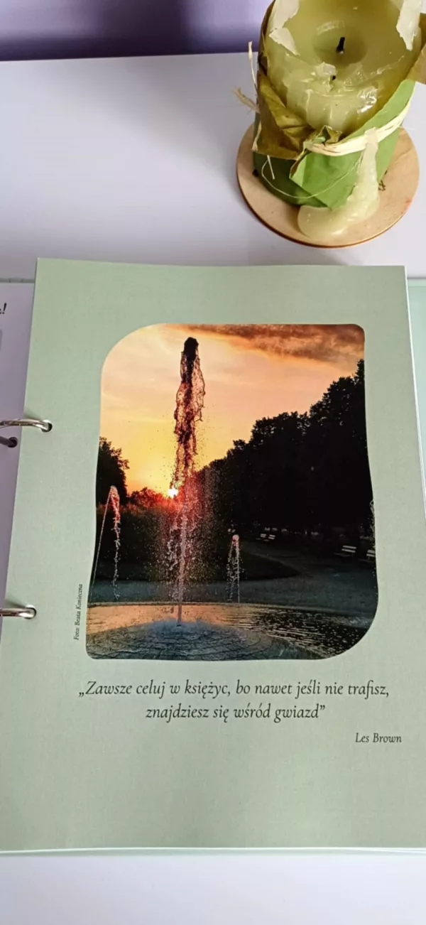 OPS zdjęcie z cytatem OPS - Osobisty Planer Sukcesu "O 1% lepiej każdego dnia!"